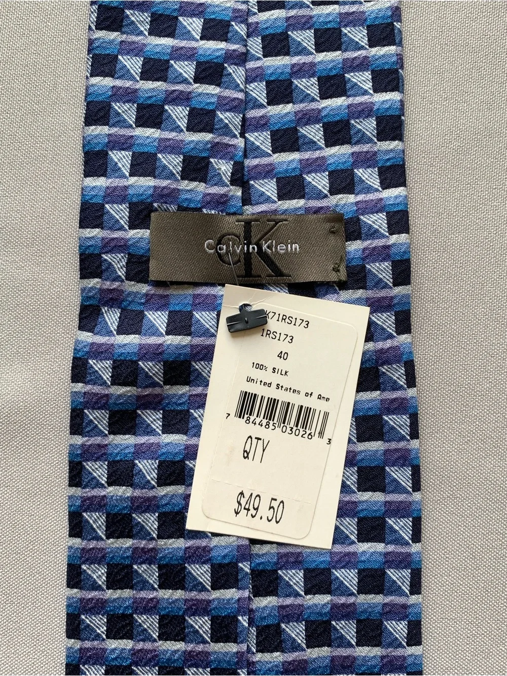Calvin Klein classic geometric
